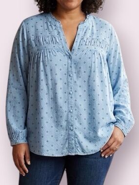 Lane Bryant Classic Split Neck Button Front Top Blue Size 26